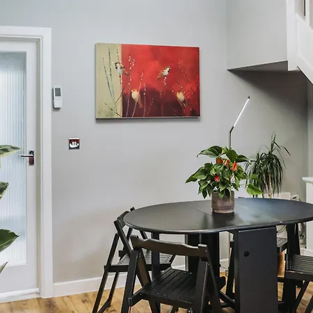 No10 Bristol - 2 Bedroom House With Private Garden And Parking Exterior photo